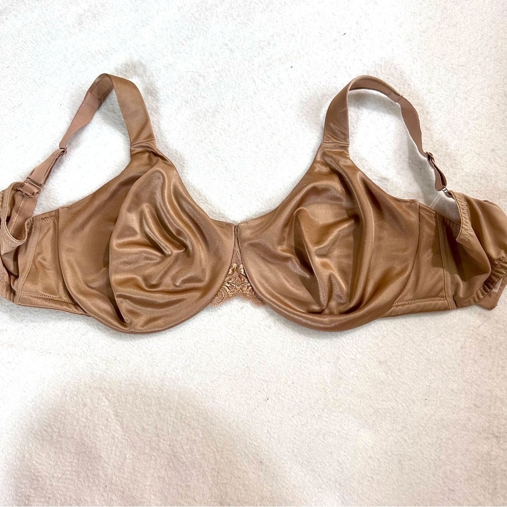 Soma Sensuous Sides Minimizer 3” Beige Underwire Bra 42DDD excellent condition‍﻿